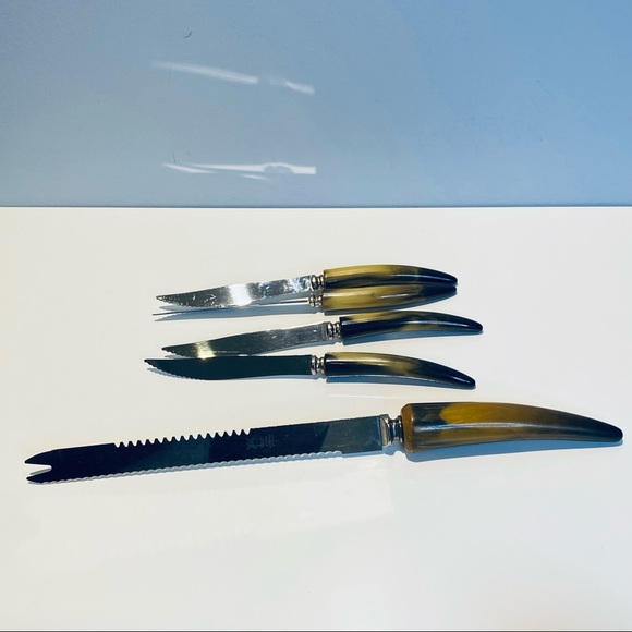 Sheffield Stainless Steel Bakelite 4 Steak Knives And 1 Bread Knife - Picture 13 of 14